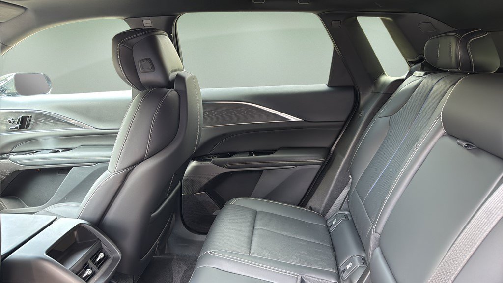 Certified 2024 Cadillac Lyriq Sport w/ LPO, Floor Liner Package AWD/4WD image 23