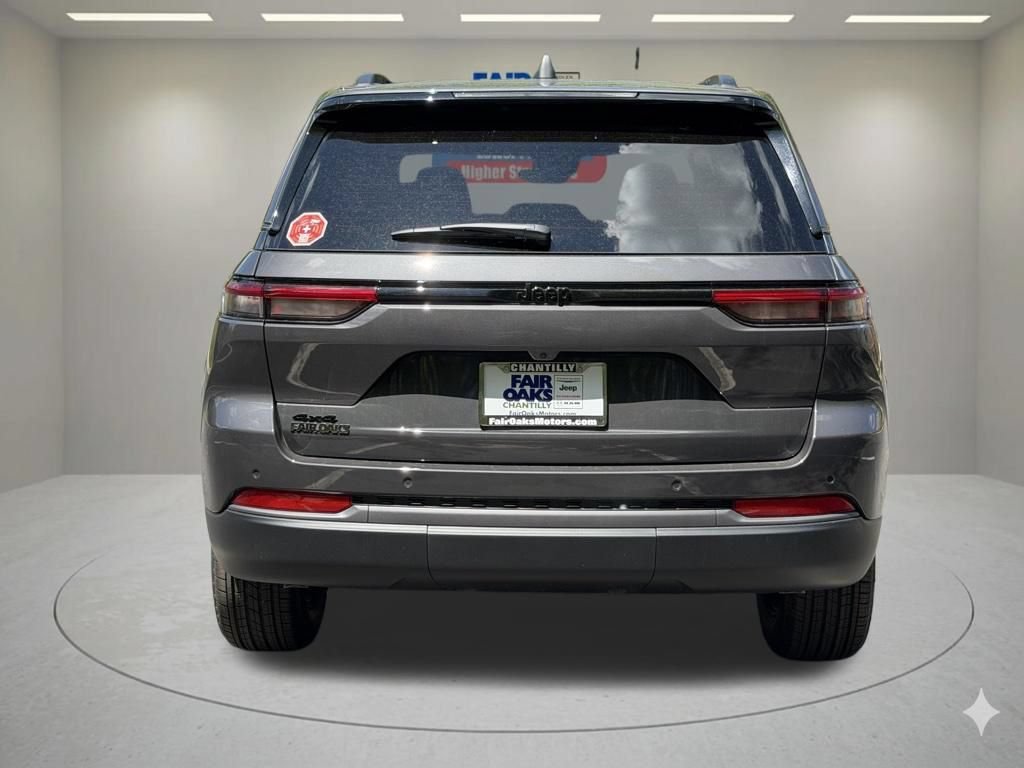 New 2026 Jeep Grand Cherokee Altitude AWD/4WD image 7