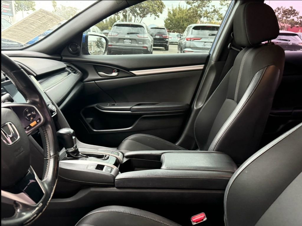 Used 2021 Honda Civic Sport image 8