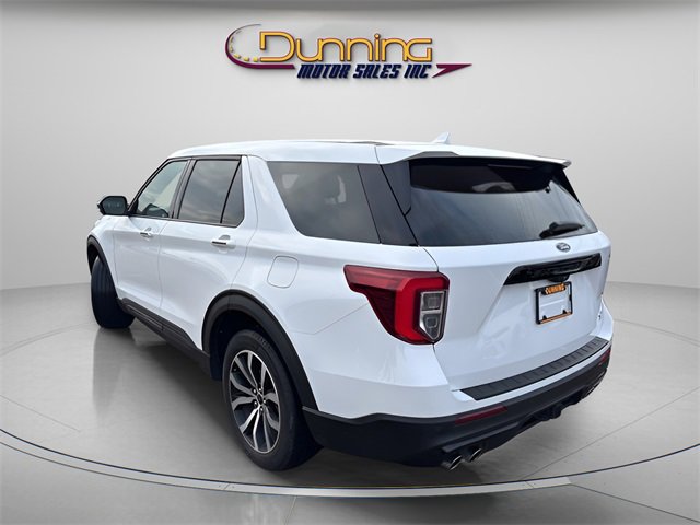 Used 2022 Ford Explorer ST image 2