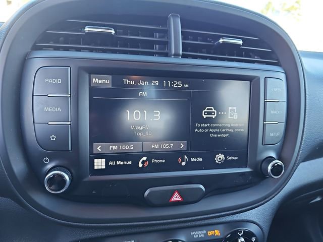 Used 2023 Kia Soul LX w/ Option Group 015 image 22