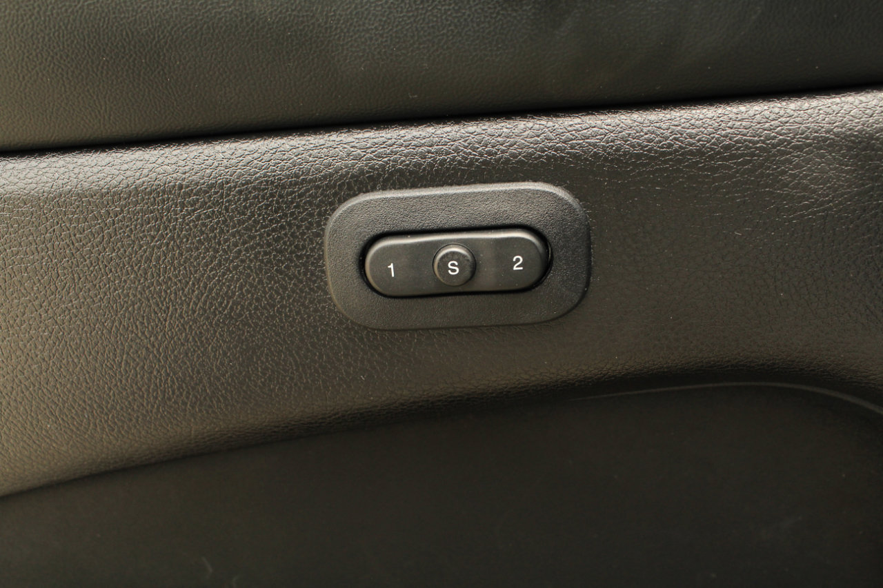 Used 2021 Jeep Grand Cherokee Limited image 46