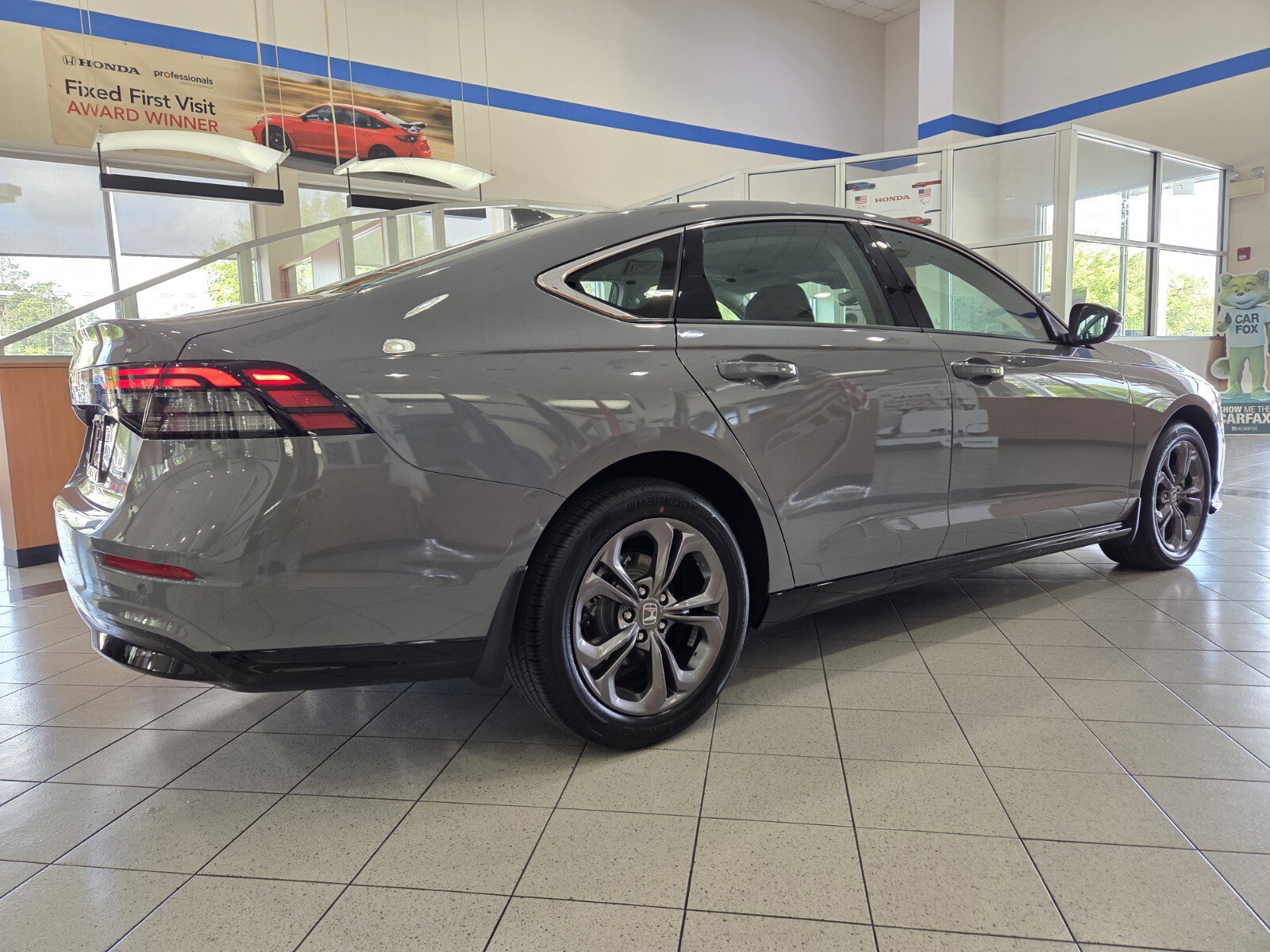 New 2026 Honda Accord EX-L image 4