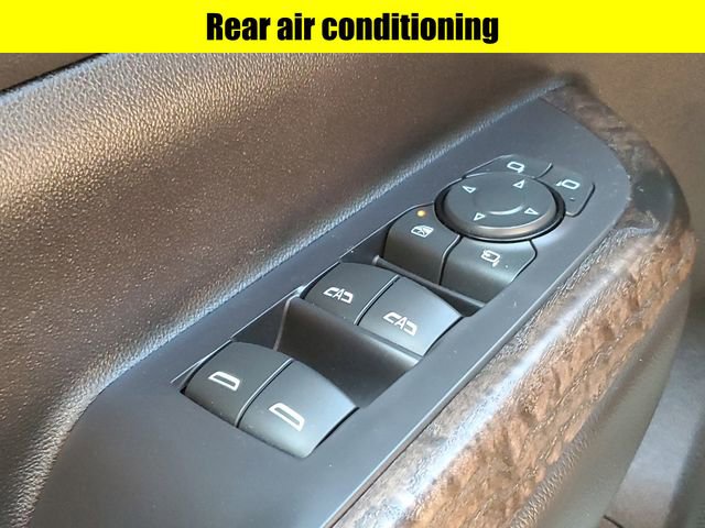 Used 2021 GMC Acadia Denali w/ Denali Ultimate Package image 23