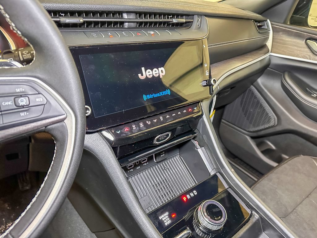 New 2026 Jeep Grand Cherokee Altitude AWD/4WD image 27