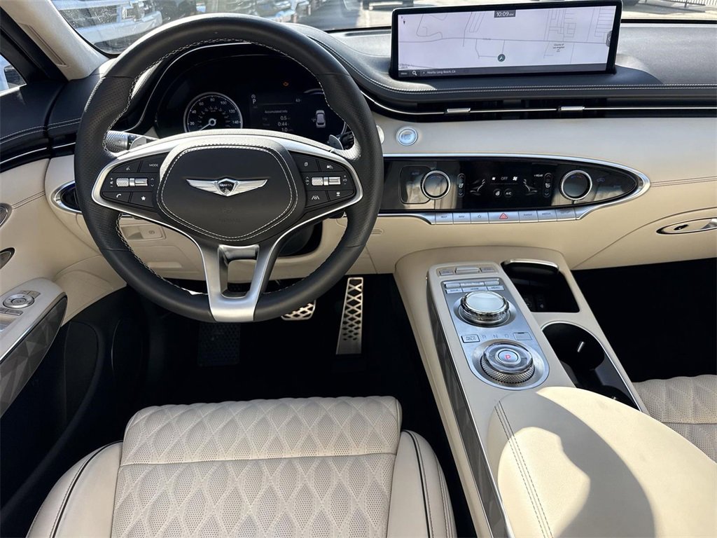 Used 2025 Genesis GV70 3.5T Sport w/ Sport Advanced Package image 20