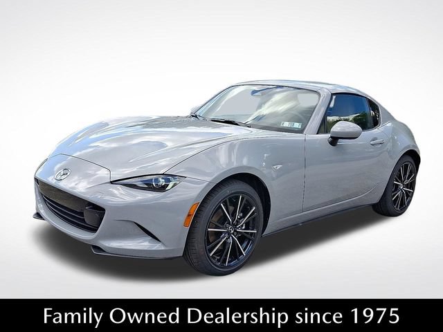New 2026 MAZDA MX-5 Miata RF Grand Touring RWD image 3