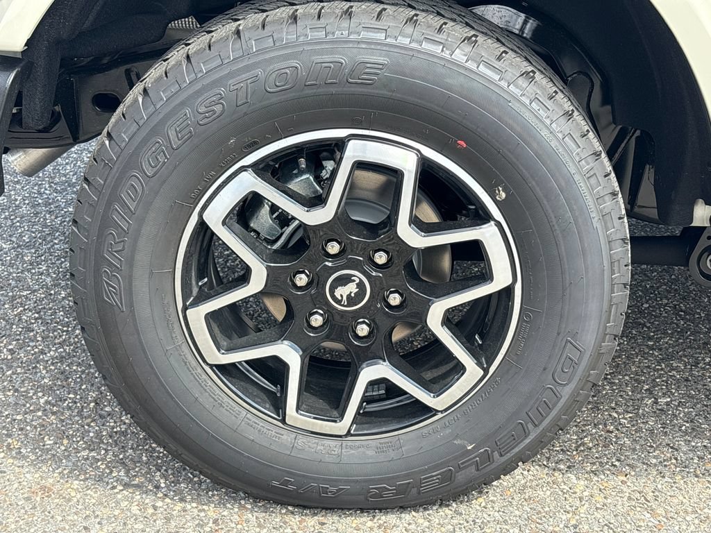 New 2026 Ford Bronco Outer Banks AWD/4WD image 25