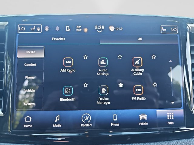 Used 2023 Chrysler Pacifica Touring-L FWD image 19