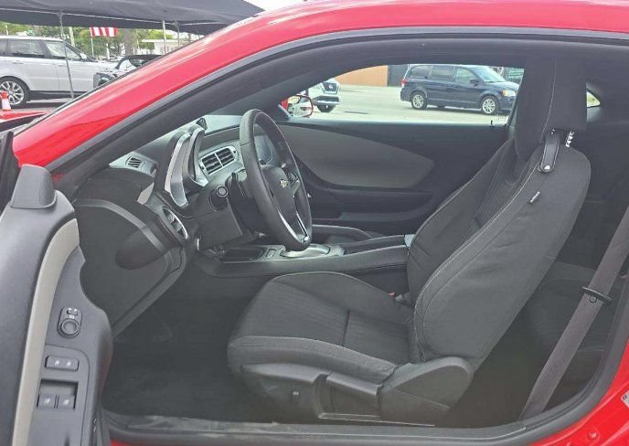 Used 2015 Chevrolet Camaro LS RWD image 25