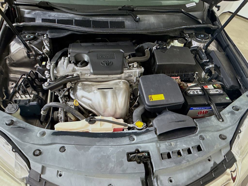 Used 2015 Toyota Camry SE FWD image 27