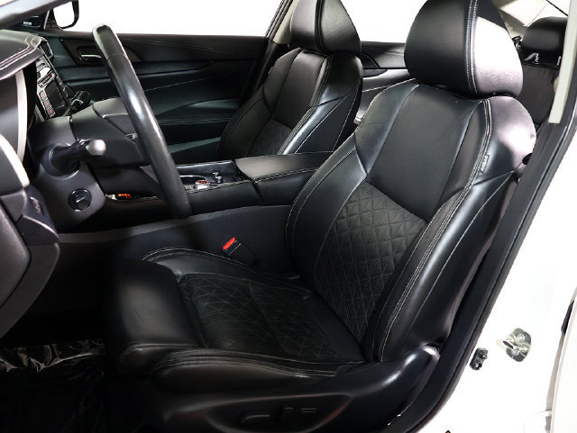 Used 2019 Nissan Maxima Platinum w/ Sport Mat Group FWD image 4