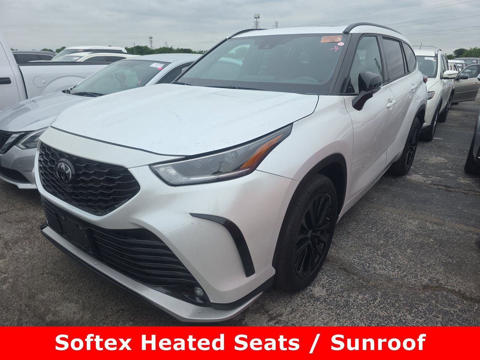 Used 2023 Toyota Highlander XSE