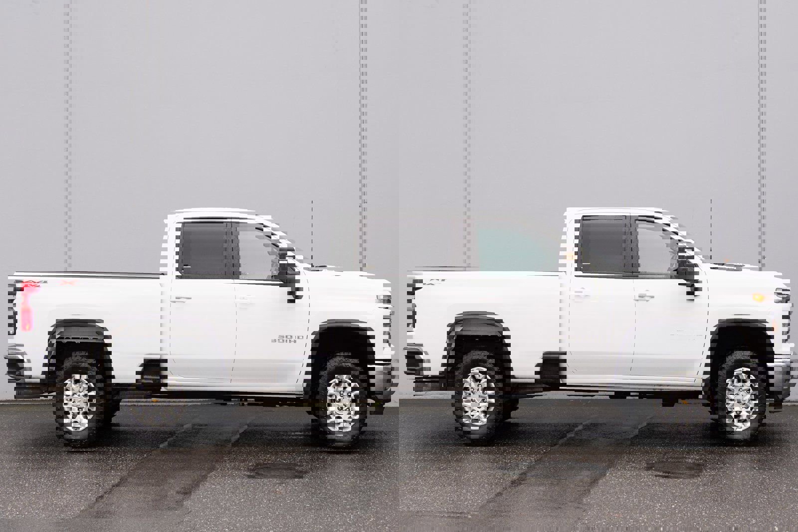 Used 2024 Chevrolet Silverado 3500 LT image 25