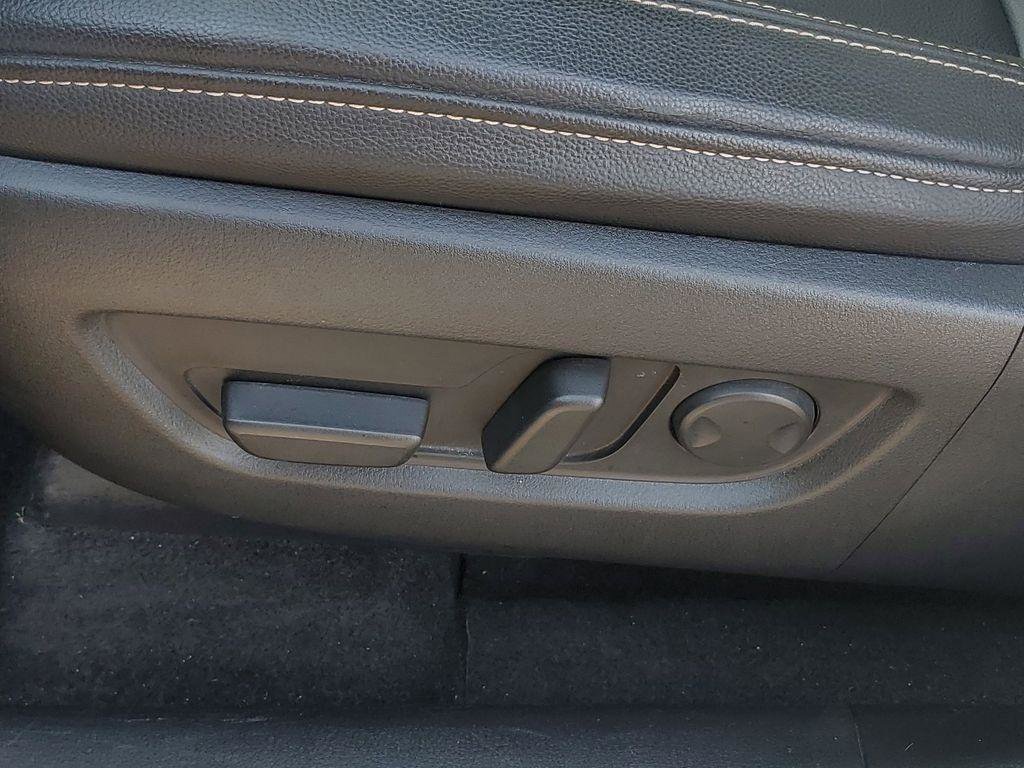 Used 2025 MAZDA CX-90 3.3 Turbo w/ Select Package image 10