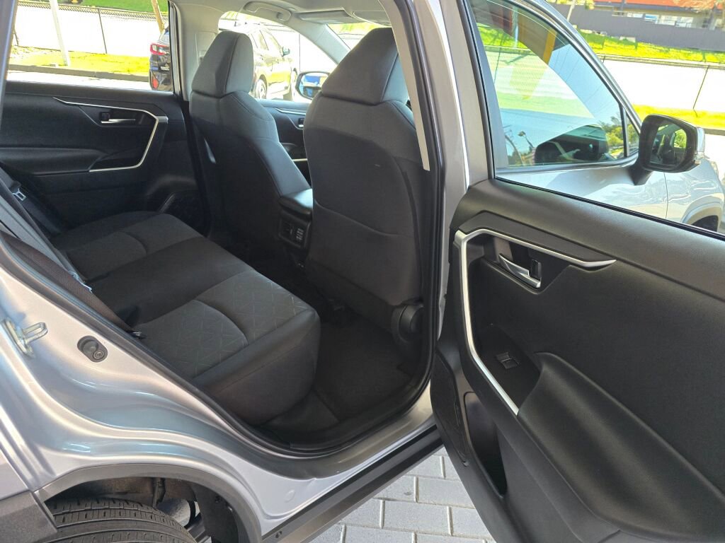 Used 2024 Toyota RAV4 XLE w/ Convenience Package AWD/4WD image 13