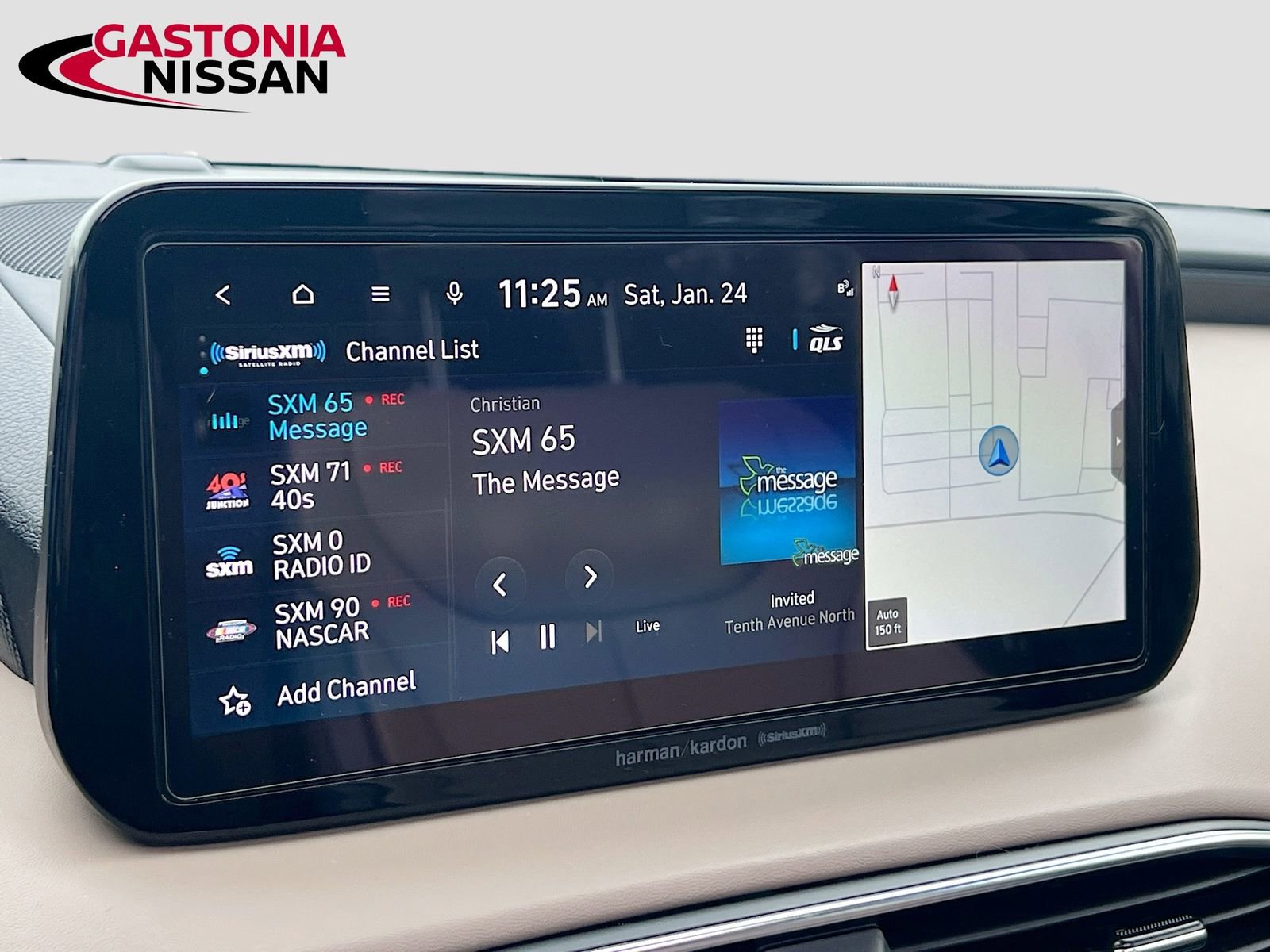 Used 2023 Hyundai Santa Fe SEL w/ Premium Package image 19