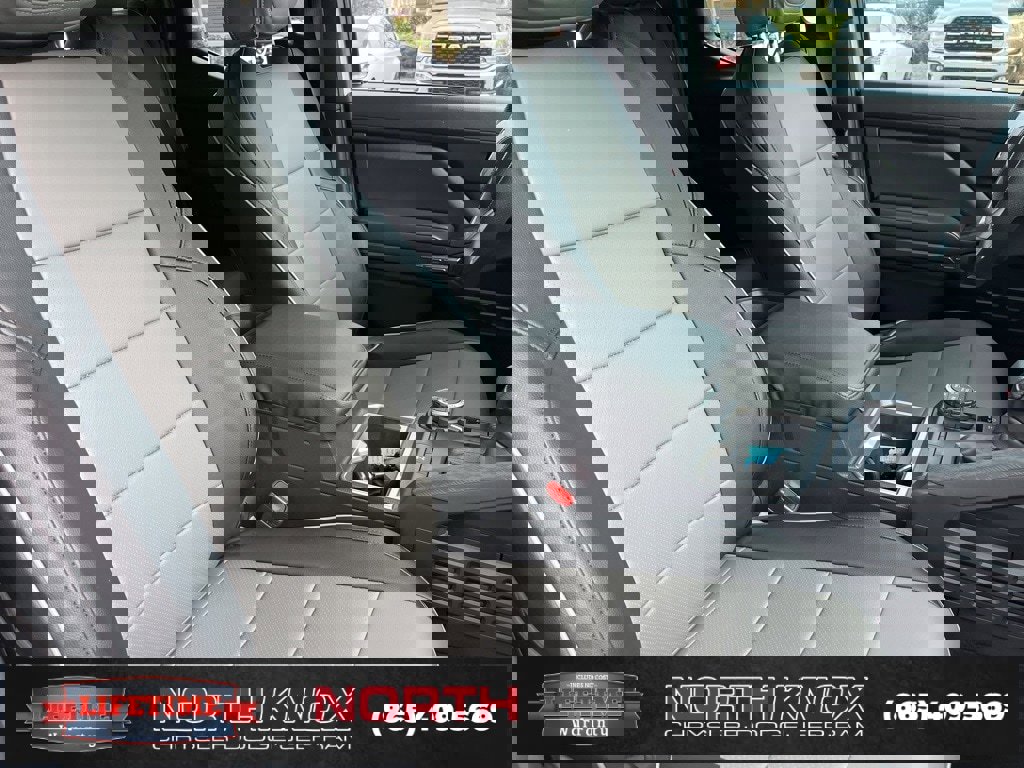 Used 2024 Toyota Tacoma TRD Off-Road image 27