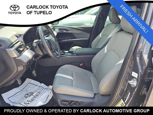 Used 2025 Toyota Camry SE w/ Multimedia Upgrade Package FWD image 8
