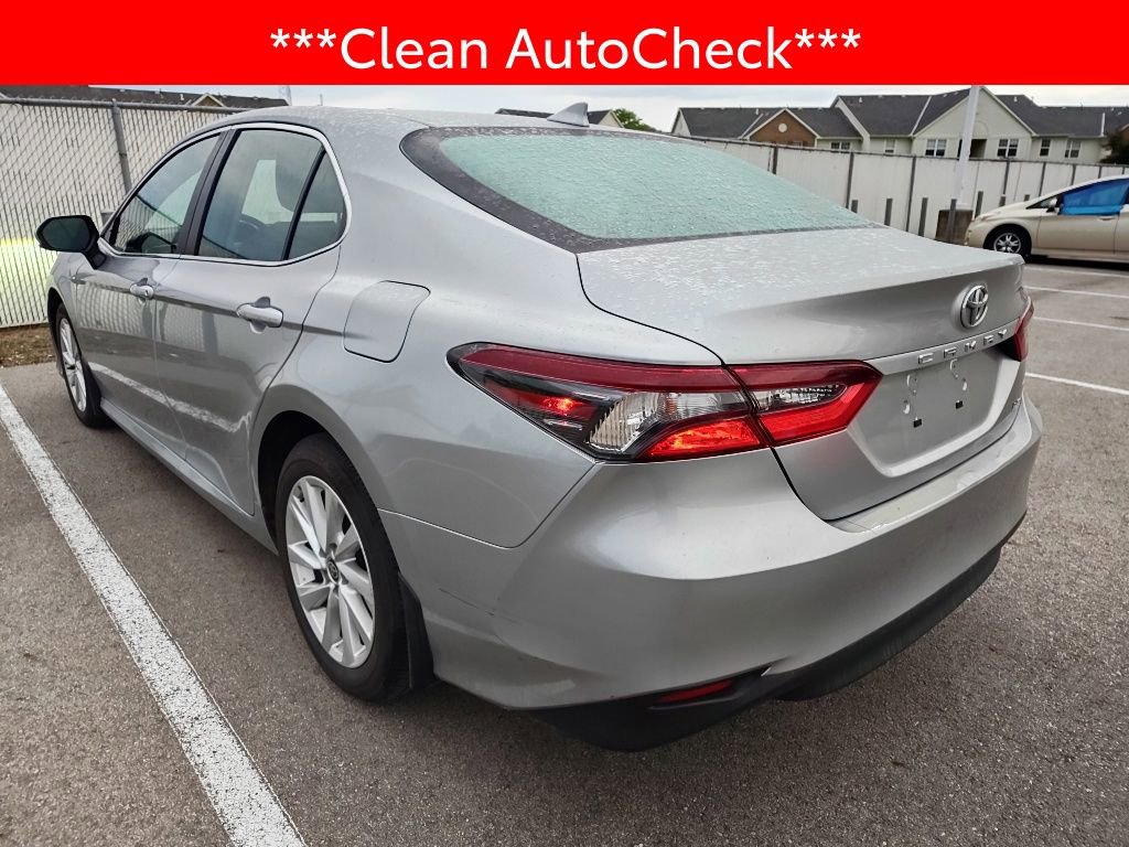 Used 2023 Toyota Camry LE FWD image 4