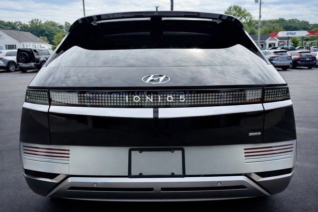 Used 2023 Hyundai Ioniq 5 Limited w/ Cargo Package image 8