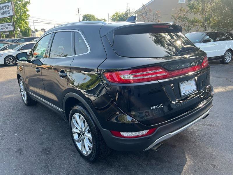 Used 2017 Lincoln MKC Select w/ Select Plus Package AWD/4WD image 4