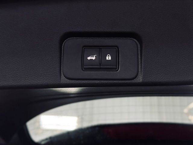 Used 2023 Nissan Rogue SL image 12