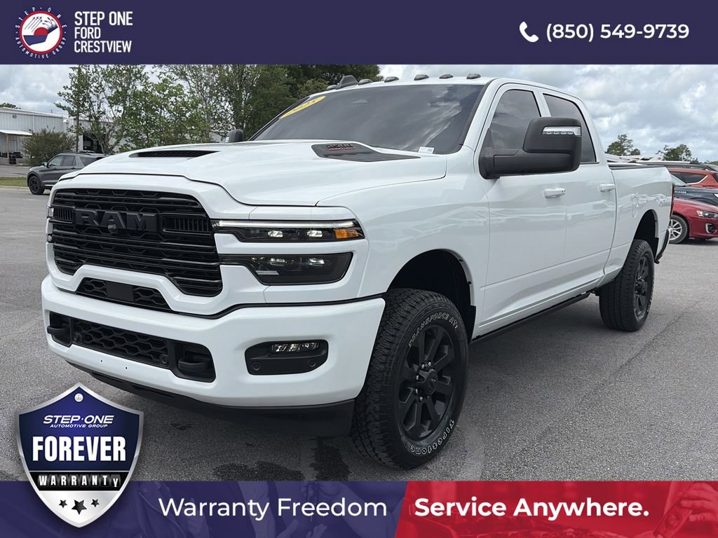 Used 2025 RAM 2500 Laramie AWD/4WD image 1