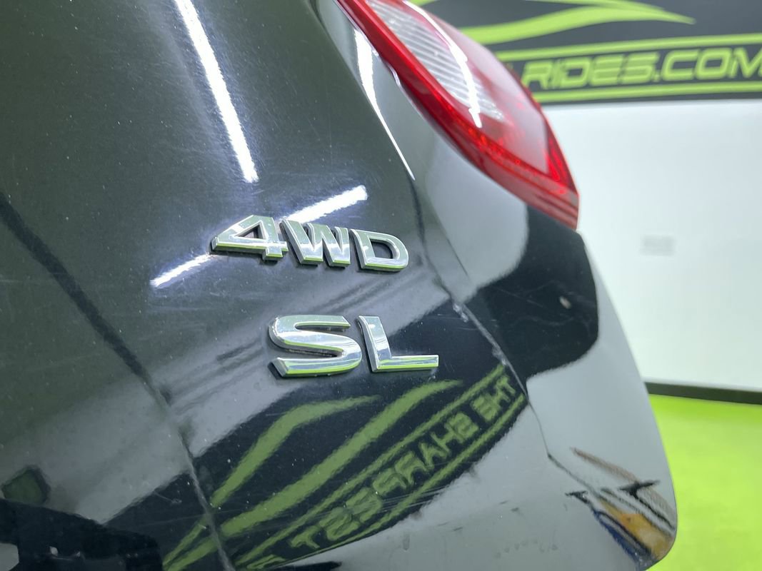 Used 2019 Nissan Pathfinder SL image 14