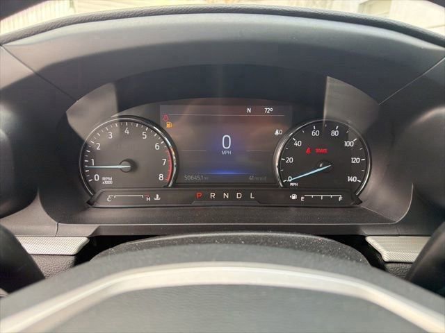 Used 2022 Ford Explorer XLT w/ Equipment Group 202A image 2