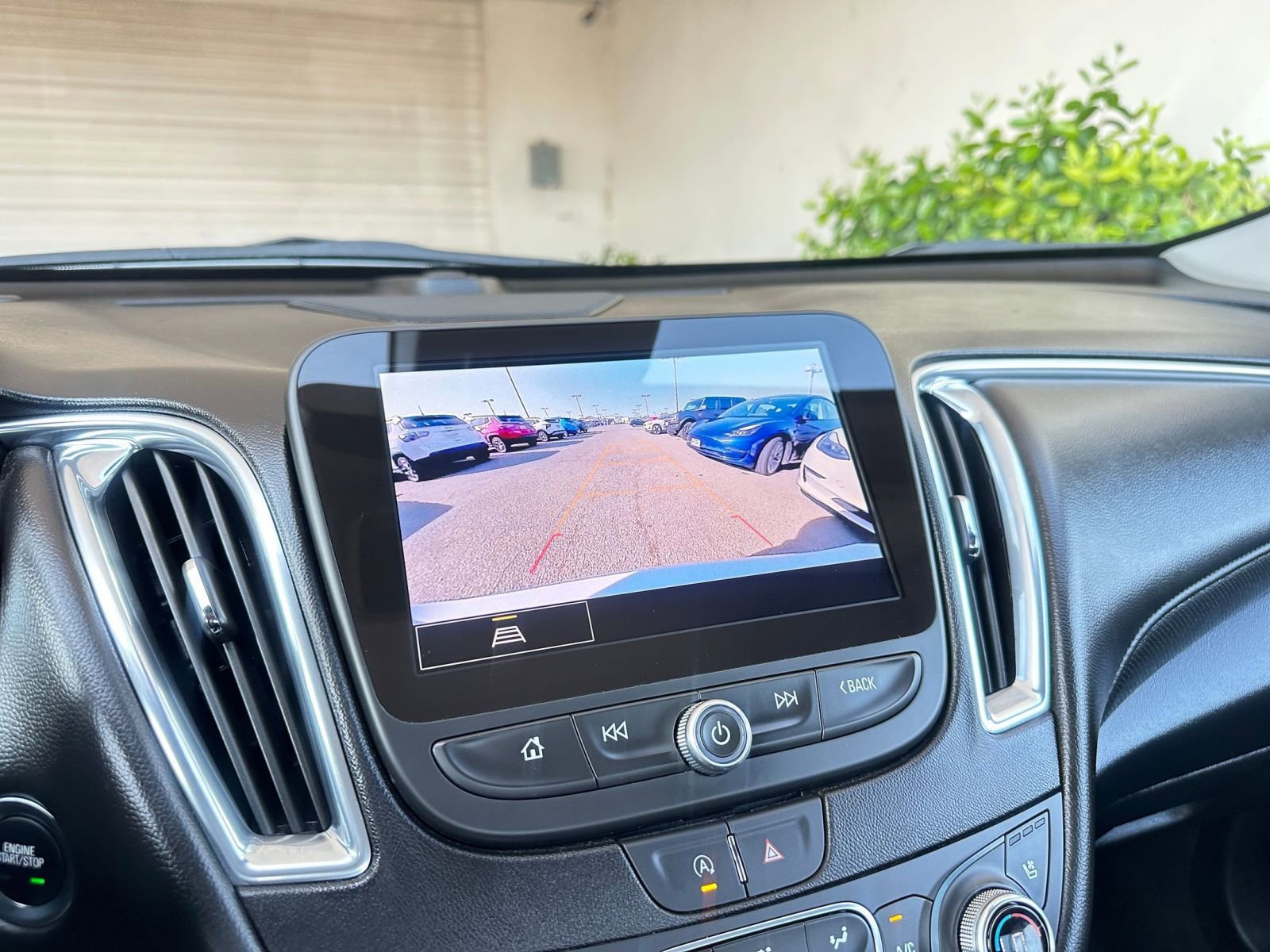 Used 2024 Chevrolet Malibu LT image 17