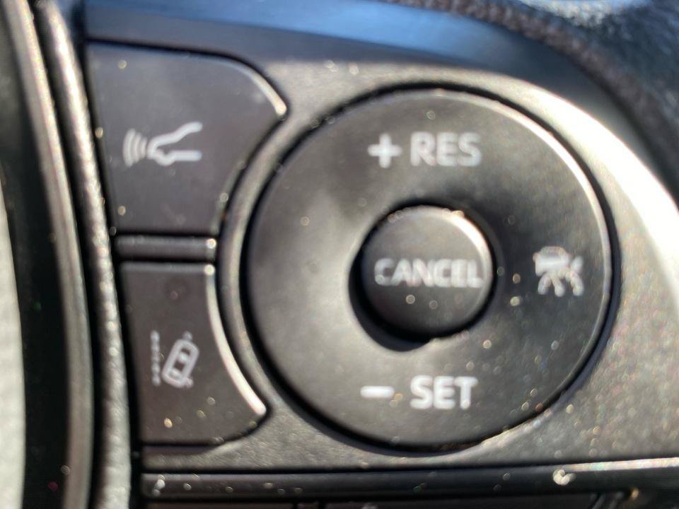 Used 2025 Toyota RAV4 LE FWD image 24