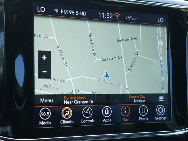 Used 2022 Jeep Grand Cherokee Laredo X image 22