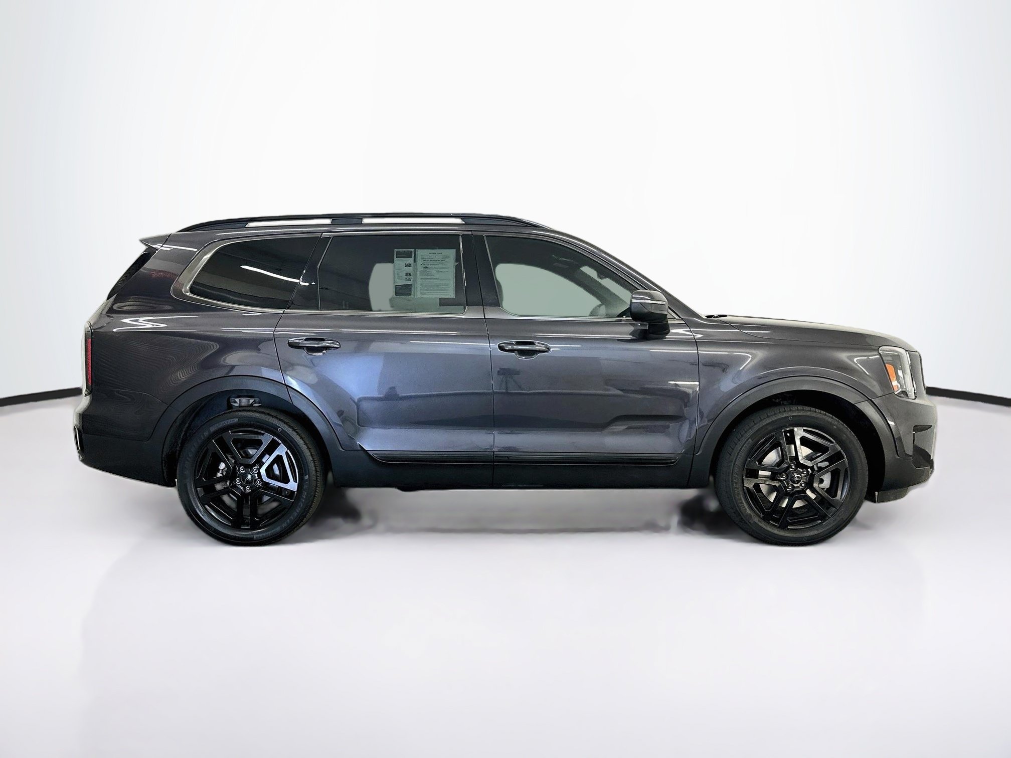Used 2025 Kia Telluride EX X-Line AWD/4WD image 10
