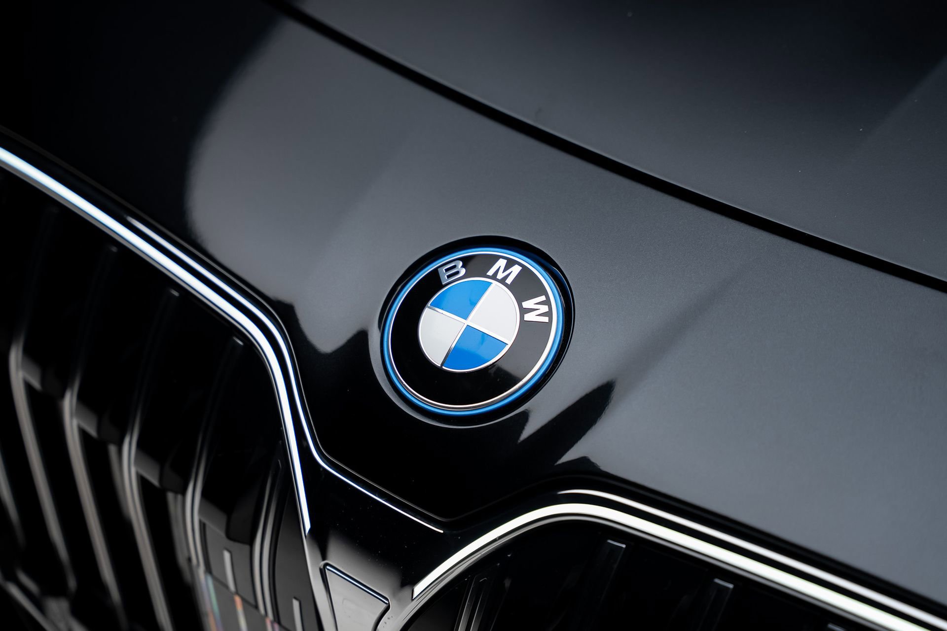 Used 2023 BMW i7 xDrive60 w/ Executive Package 2 AWD/4WD image 14
