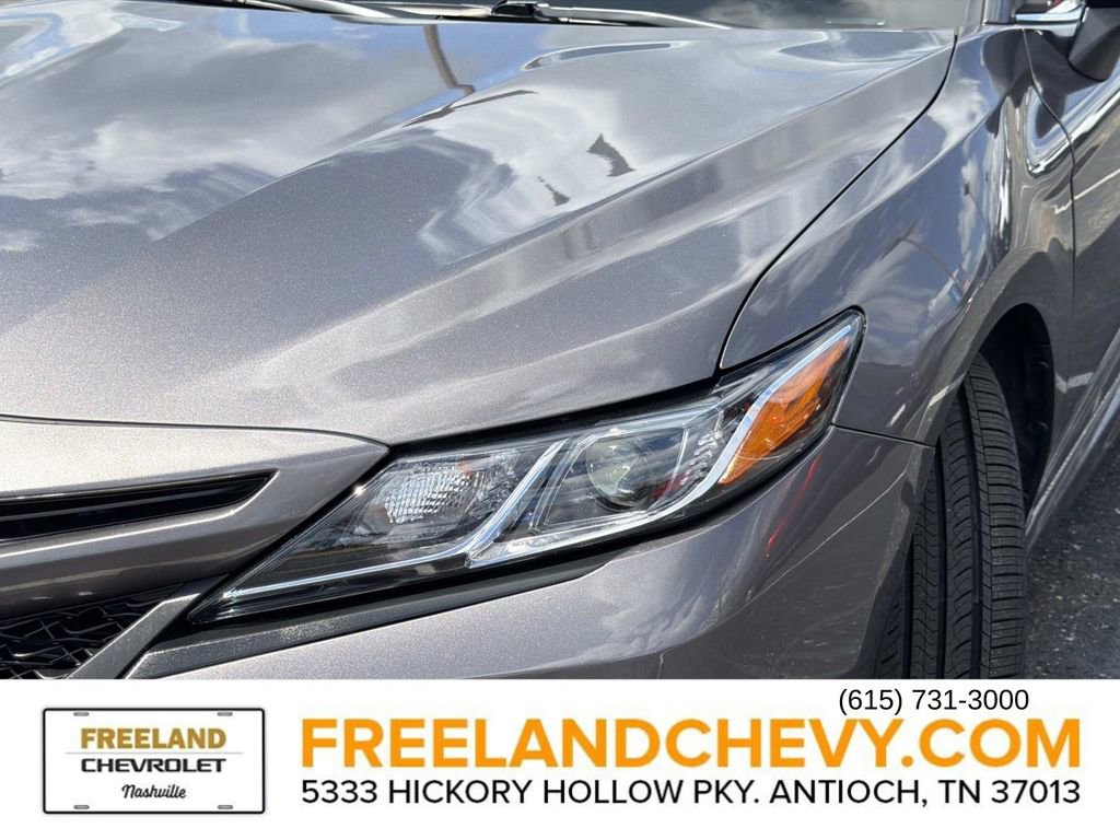 Used 2020 Toyota Camry SE image 10