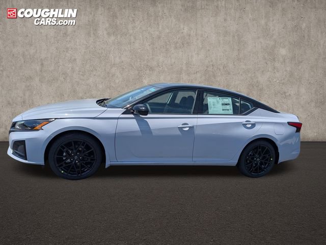 New 2026 Nissan Altima 2.5 SR w/ SR Midnight Edition Package FWD image 5