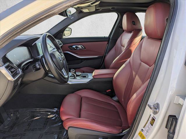 Used 2022 BMW 330i Sedan w/ Driving Assistance Package image 17