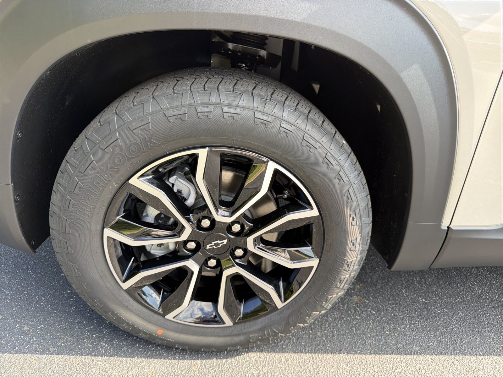 New 2026 Chevrolet TrailBlazer ACTIV w/ Driver Confidence Package AWD/4WD image 11