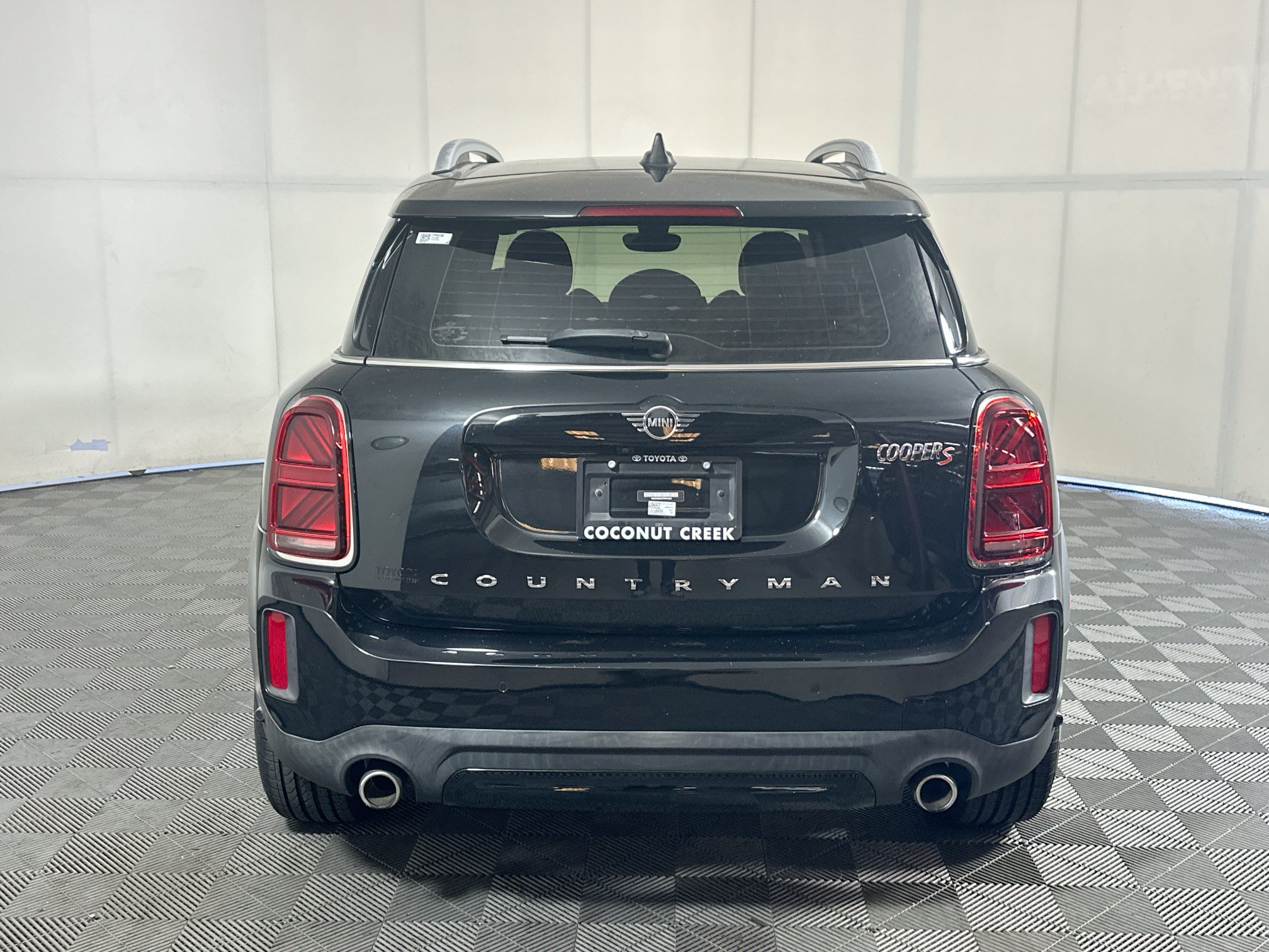 Used 2023 MINI Cooper Countryman S FWD image 4