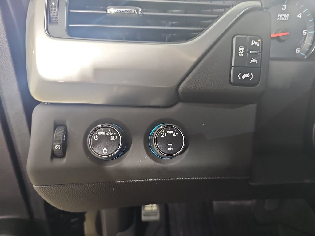 Certified 2019 Chevrolet Tahoe LS w/ Enhanced Driver Alert Package AWD/4WD image 31