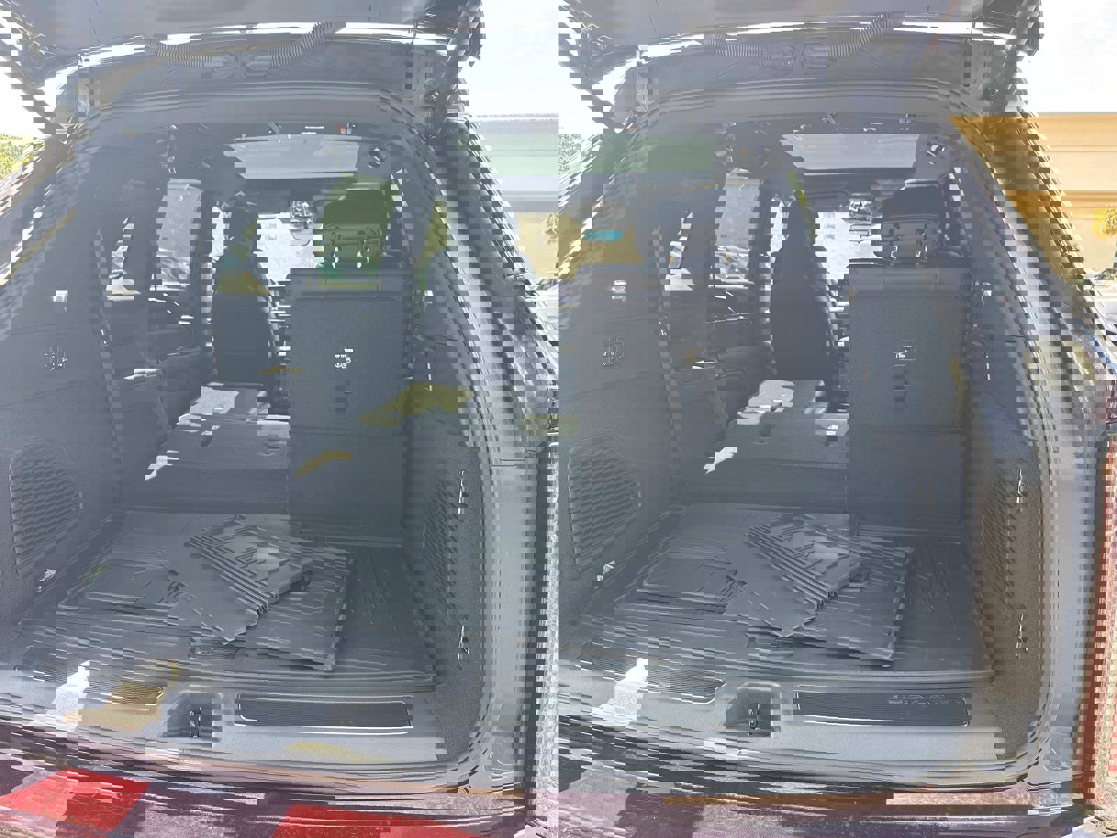 New 2026 Cadillac Escalade IQ Sport 1 w/ LPO, Floor Liner Package image 32