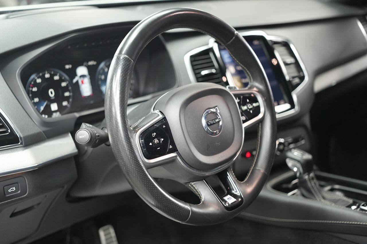 Used 2017 Volvo XC90 T6 R-Design w/ Vision Package AWD/4WD image 12