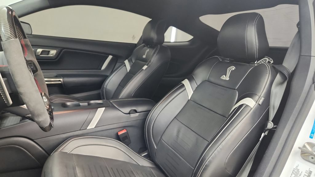 Used 2020 Ford Mustang Shelby GT500 w/ Technology Package RWD image 60