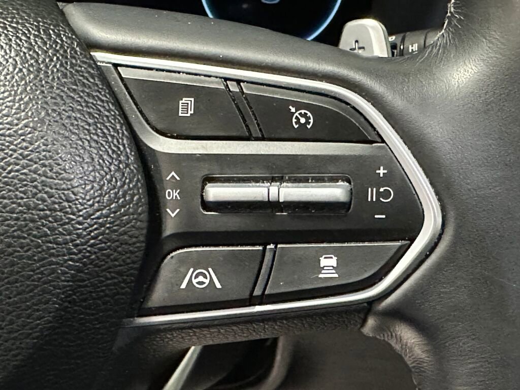 Used 2023 Hyundai Santa Fe Limited AWD/4WD image 16