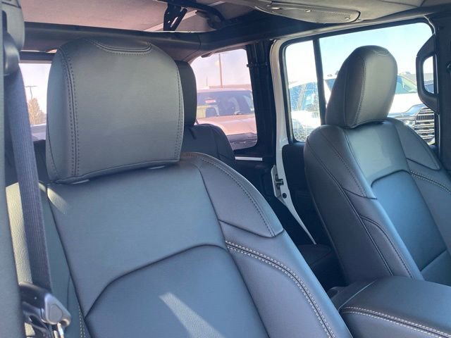 New 2025 Jeep Wrangler Sahara image 30