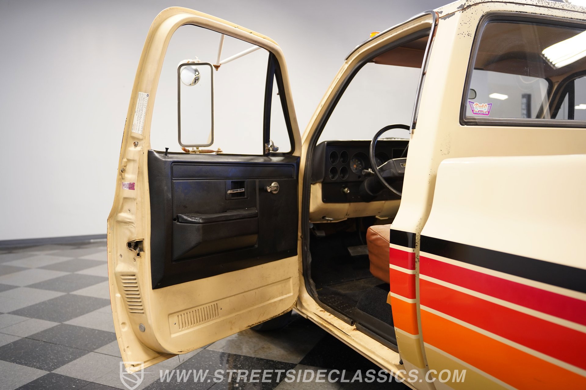 Used 1988 Chevrolet Silverado 3500 Dually Custom image 36