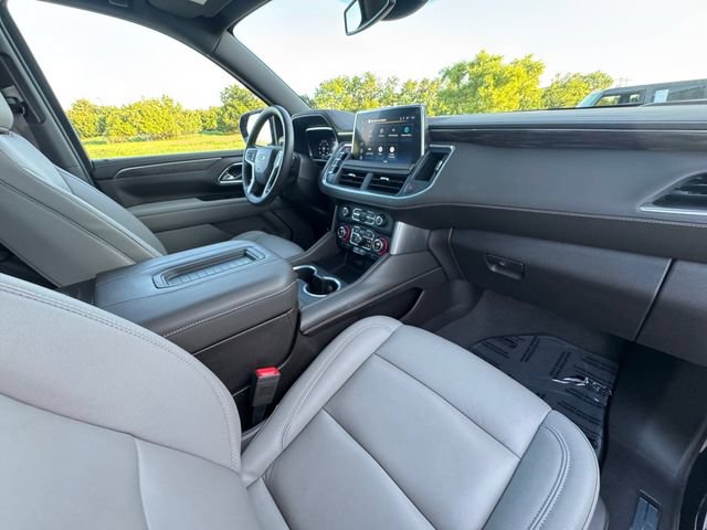 Used 2023 Chevrolet Tahoe Z71 w/ Luxury Package AWD/4WD image 31