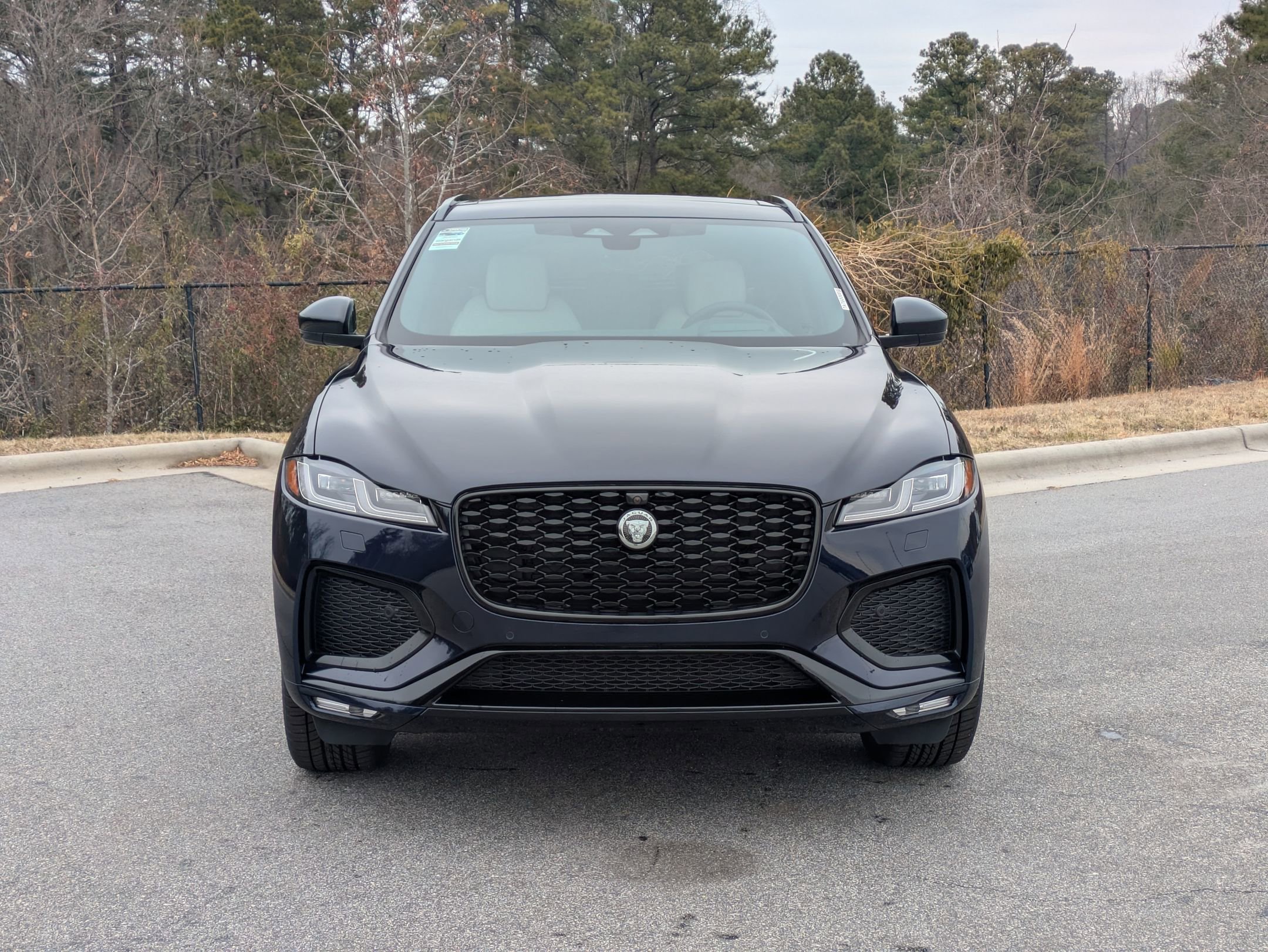 New 2026 Jaguar F-PACE R-Dynamic S image 2