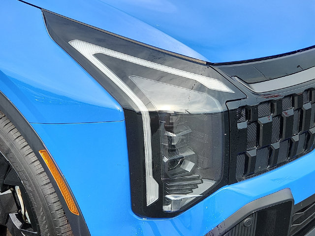 Used 2026 Kia Sportage X-Line w/ X-Line Premium Package AWD/4WD image 9